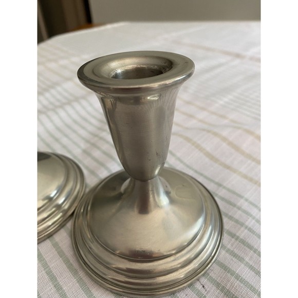 Pair of Reed & Barton Pewter Classically Designed Candlestick Holders P214 - Picture 5 of 10